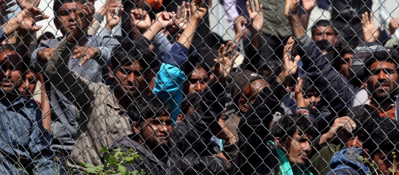 Μόρια: Τραυματίες από πυροβολισμούς στο κέντρο παράνομων μεταναστών